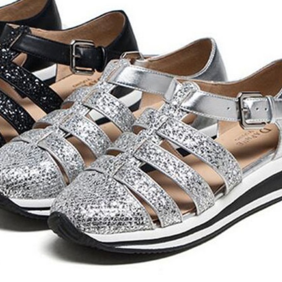 Silver open wedge sandal - Picture 1 of 6